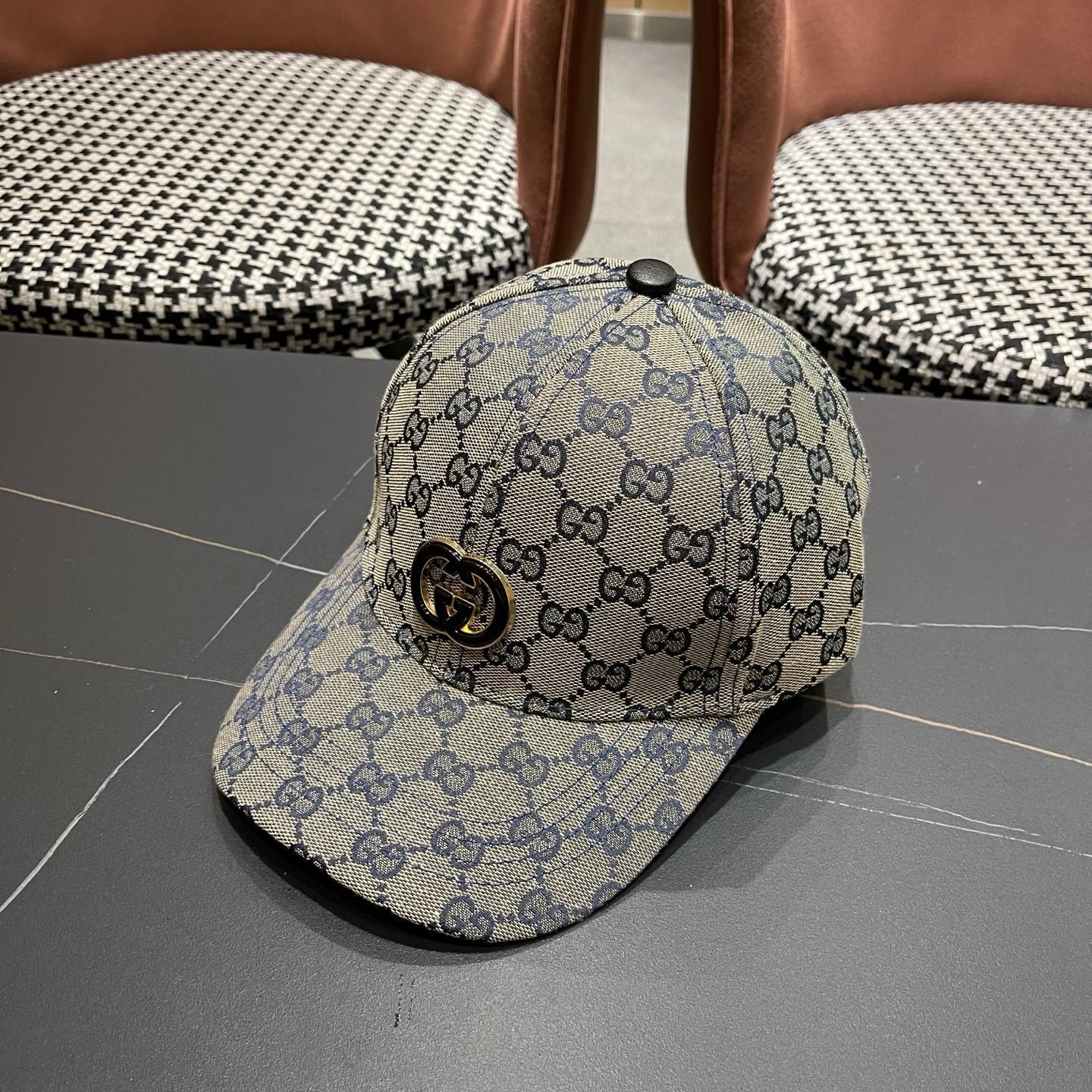 GUCCI 26S BASEBALL CAP STYLE 225