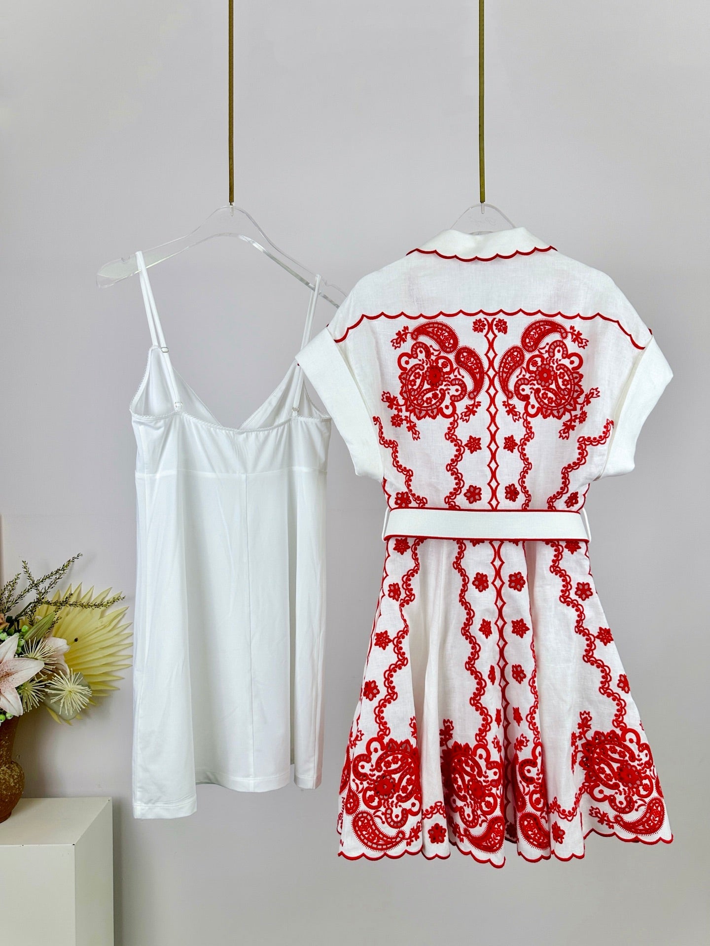 ZIMMERMANN EMBROIDERED SHORT-SLEEVE MINI DRESS 270267