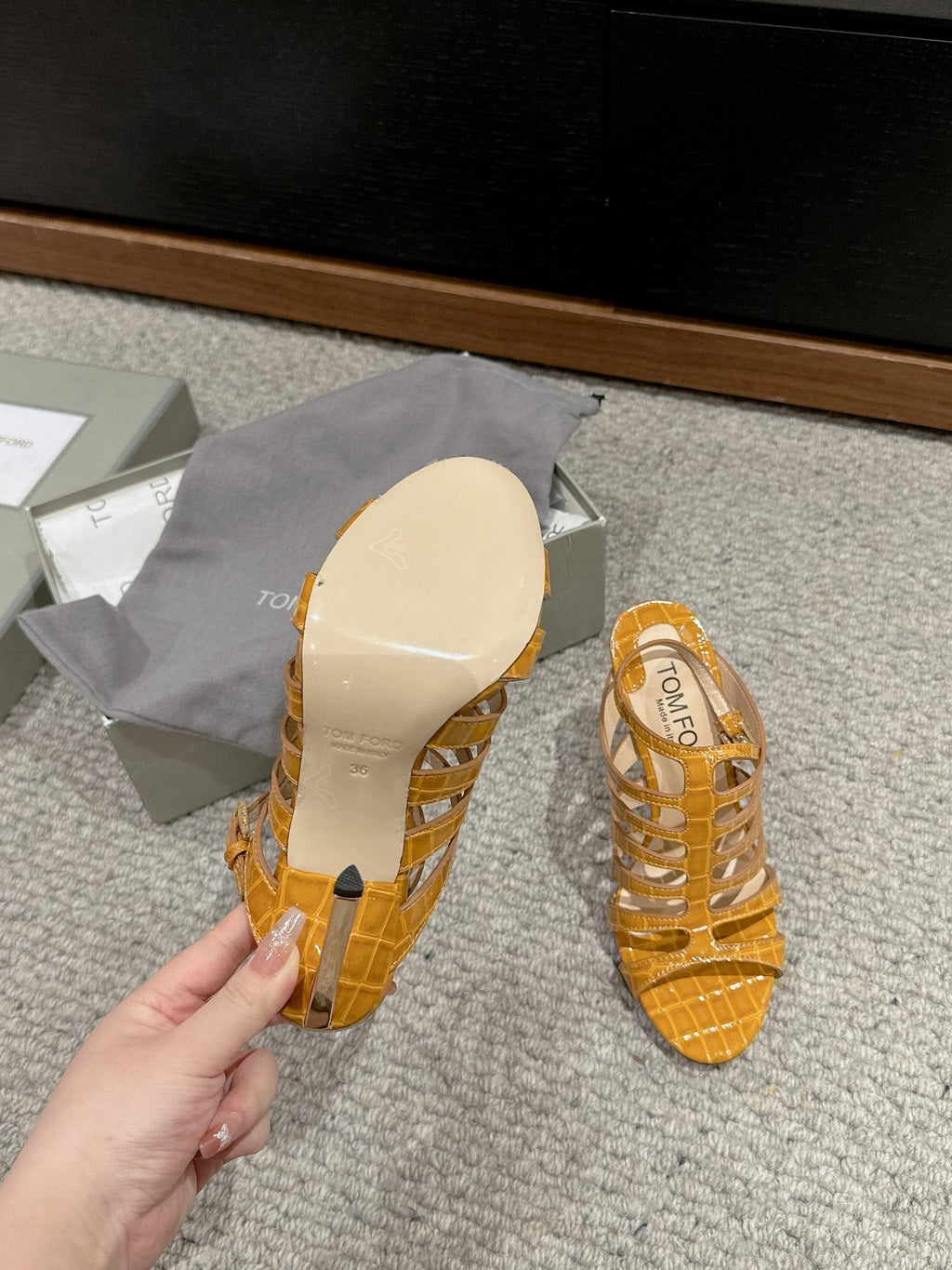 HIGH SANDAL 10 CM IN TIGER ORANGE CALFSKIN