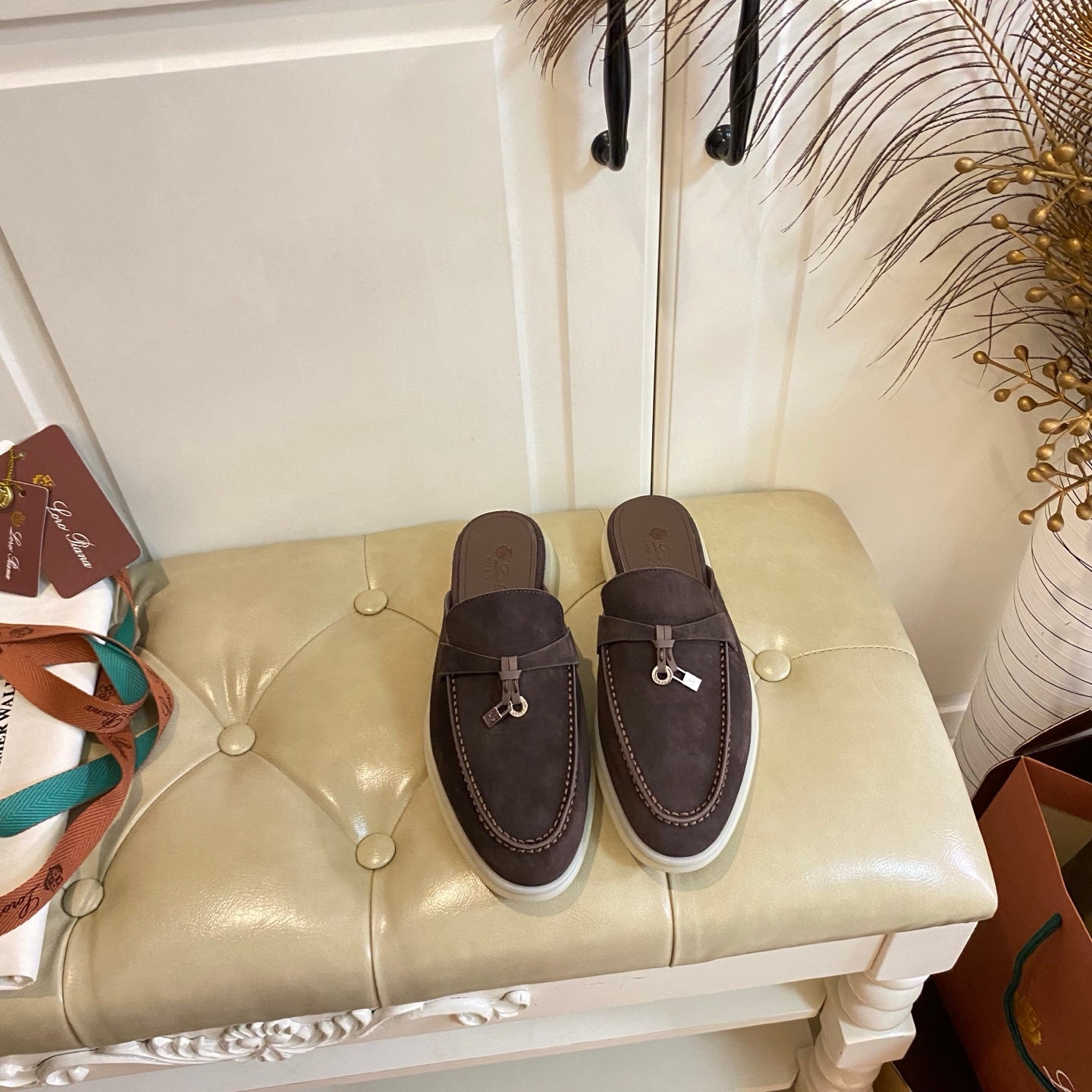 LP 26S LOCK CHARM MULES IN DARK BROWN SUEDE GOLD HARDWARE