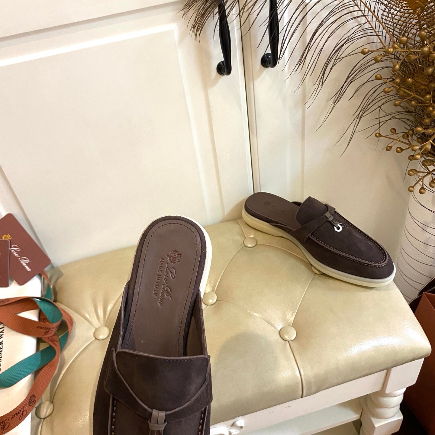 LP 26S LOCK CHARM MULES IN DARK BROWN SUEDE GOLD HARDWARE
