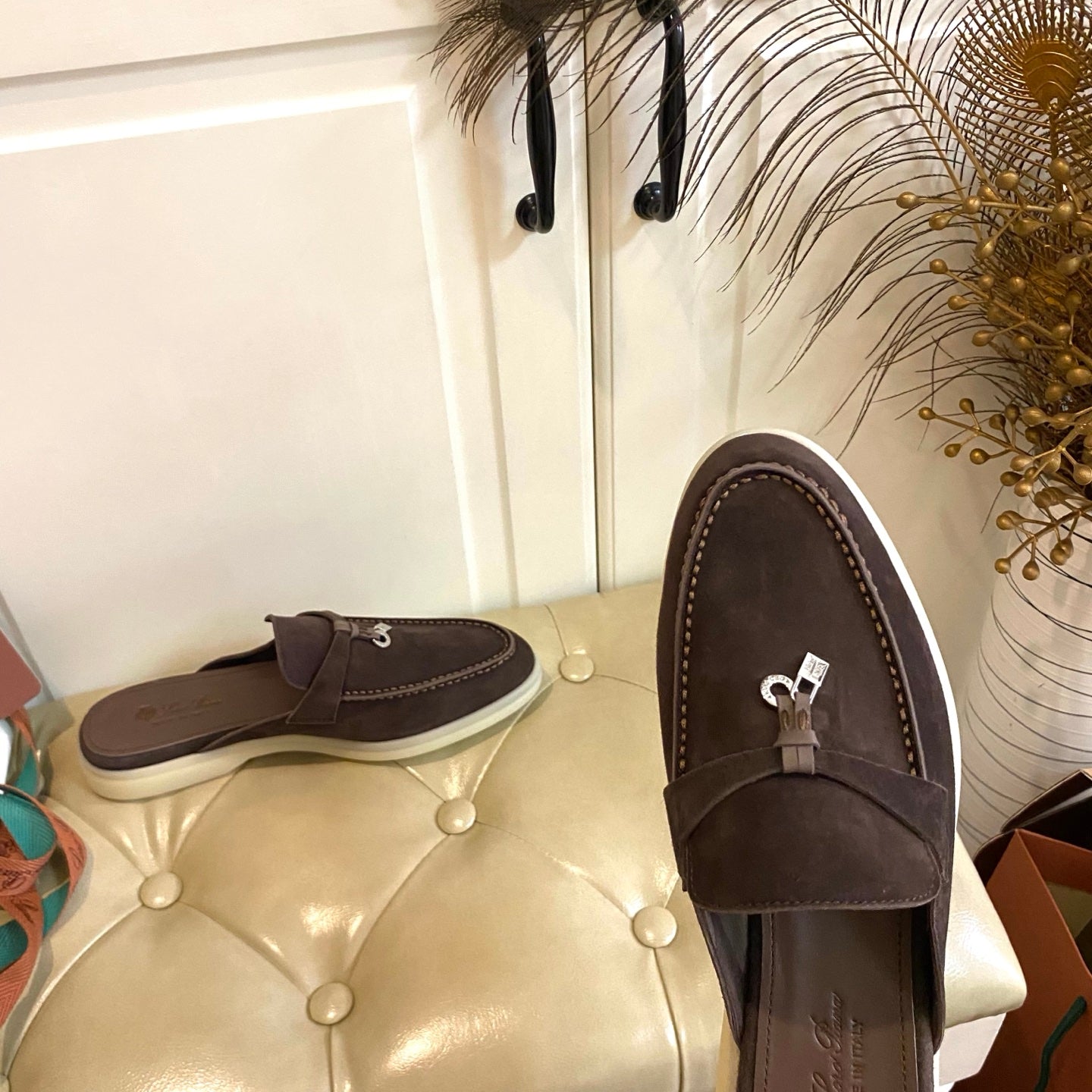 LP 26S LOCK CHARM MULES IN DARK BROWN SUEDE GOLD HARDWARE