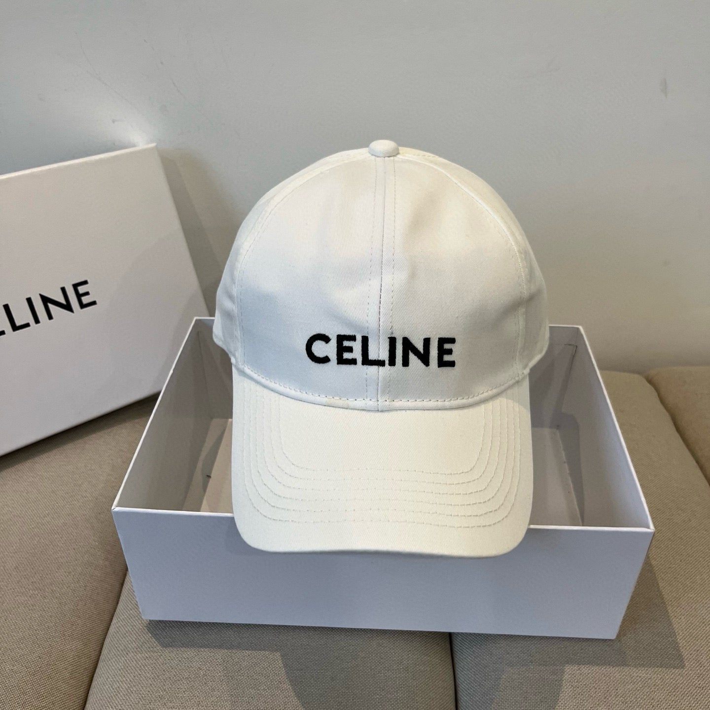 BASEBALL CAP MODEL 650192 IN WHITE FABRIC