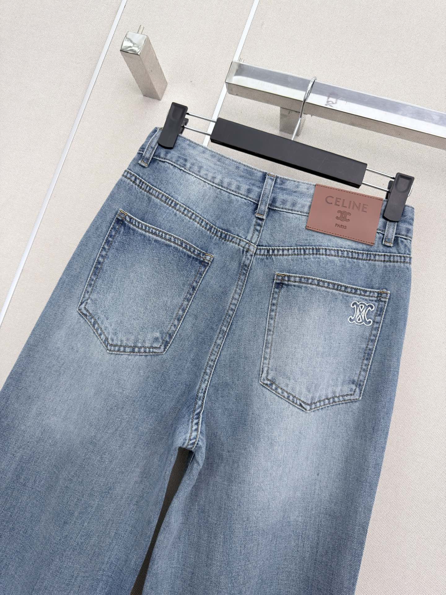 CELINE 26S STRAIGHT LEG JEANS 362