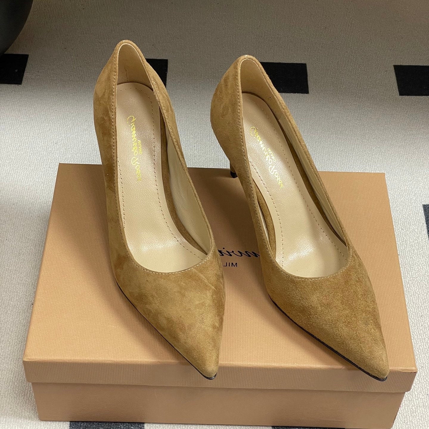 GIANVITO ROSSI 26S HIGH HEELS 85 MM IN LIGHT BROWN SUEDE