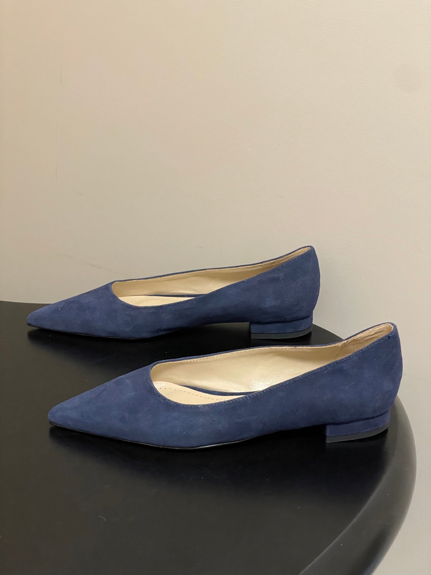 GIANVITO ROSSI 26S FLATS IN NAVY BLUE SUEDE