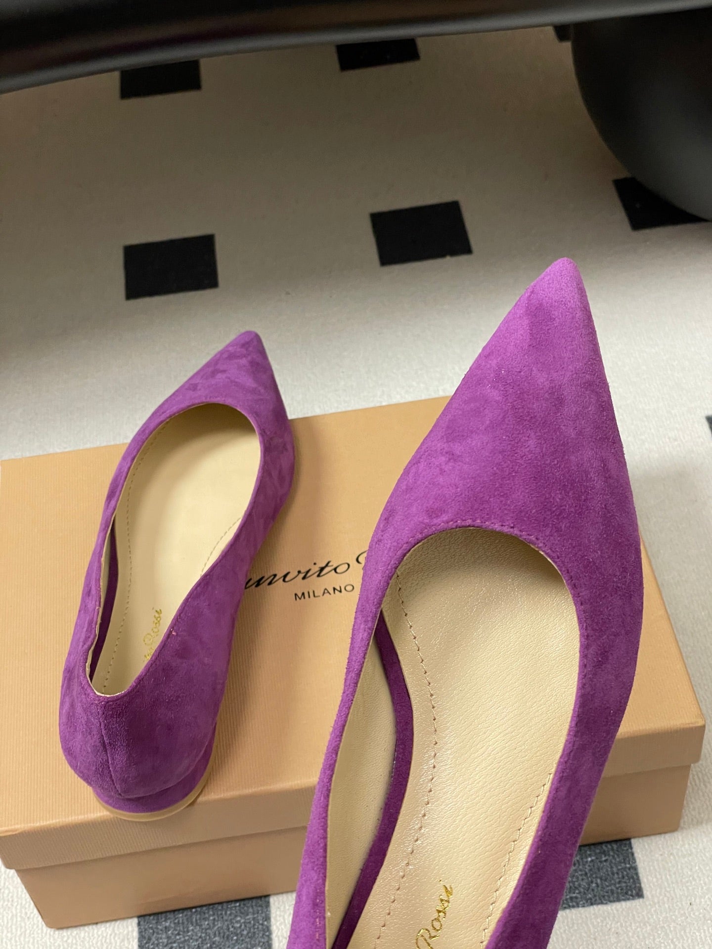 GIANVITO ROSSI 26S FLATS IN PURPLE SUEDE
