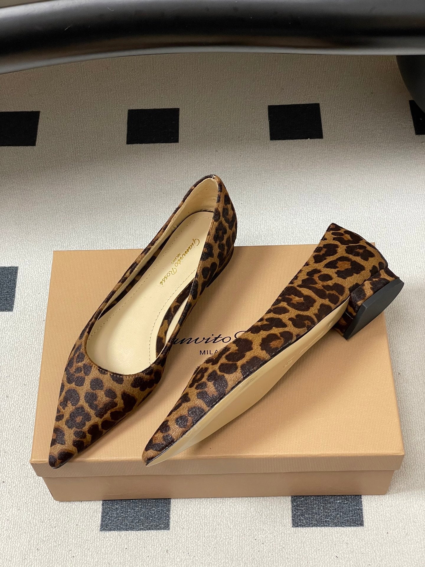 GIANVITO ROSSI 26S FLATS IN LEOPARD PRINT PONY HAIR