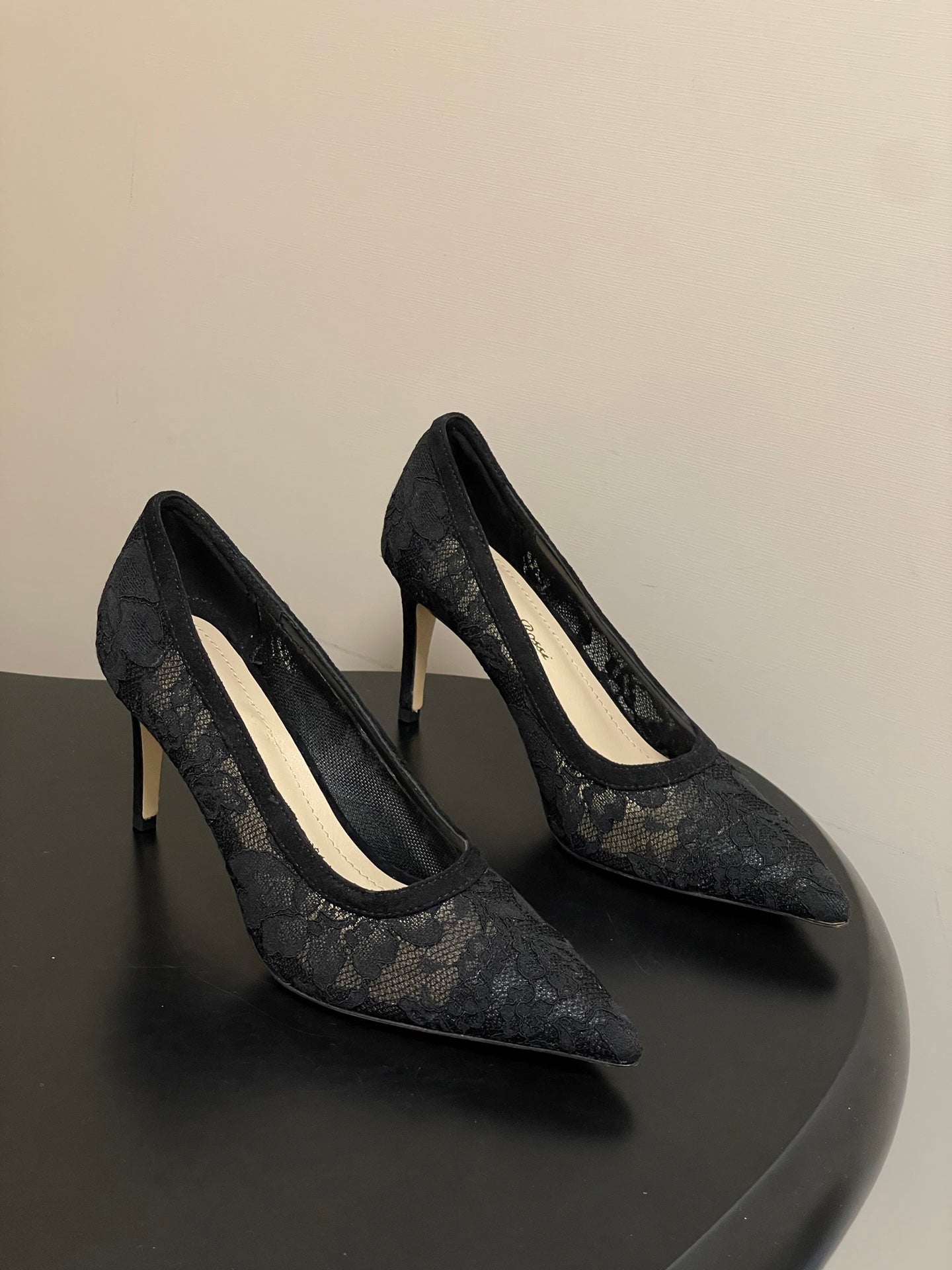 GIANVITO ROSSI 26S HIGH HEELS 85 MM IN BLACK LACE