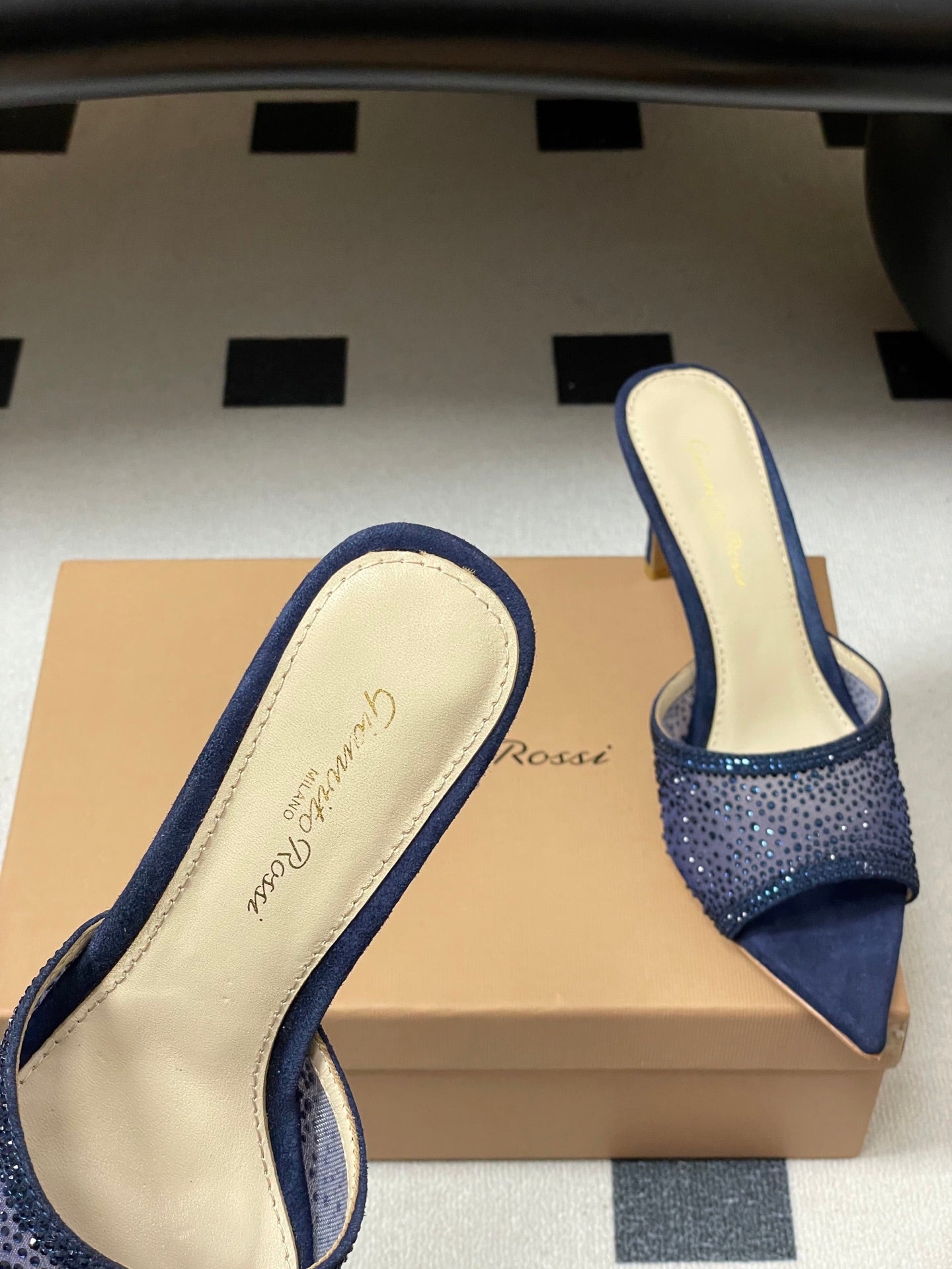 GIANVITO ROSSI 26S HIGH HEELS 85 MM IN NAVY BLUE SUEDE WITH RHINESTONE STRAP