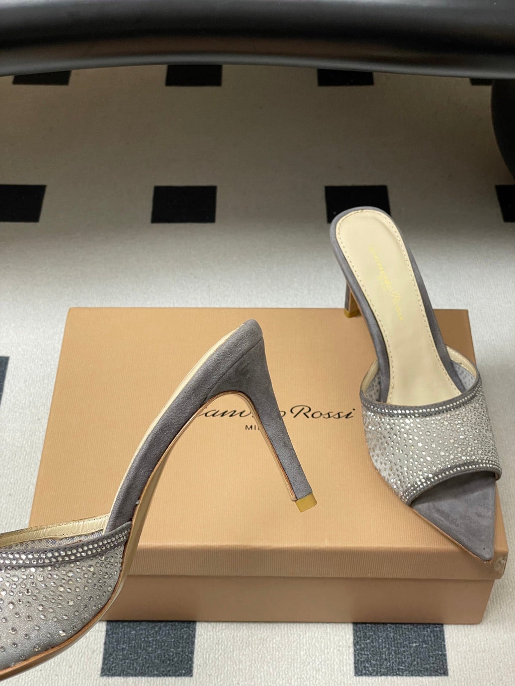 GIANVITO ROSSI 26S HIGH HEELS 85 MM IN GREY SUEDE WITH RHINESTONE STRAP