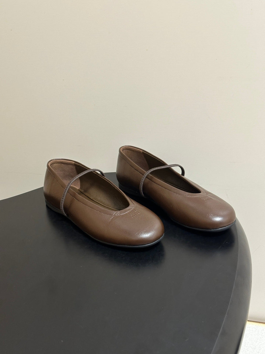 MIUMIU 26S BALLET FLATS IN BROWN LAMBSKIN