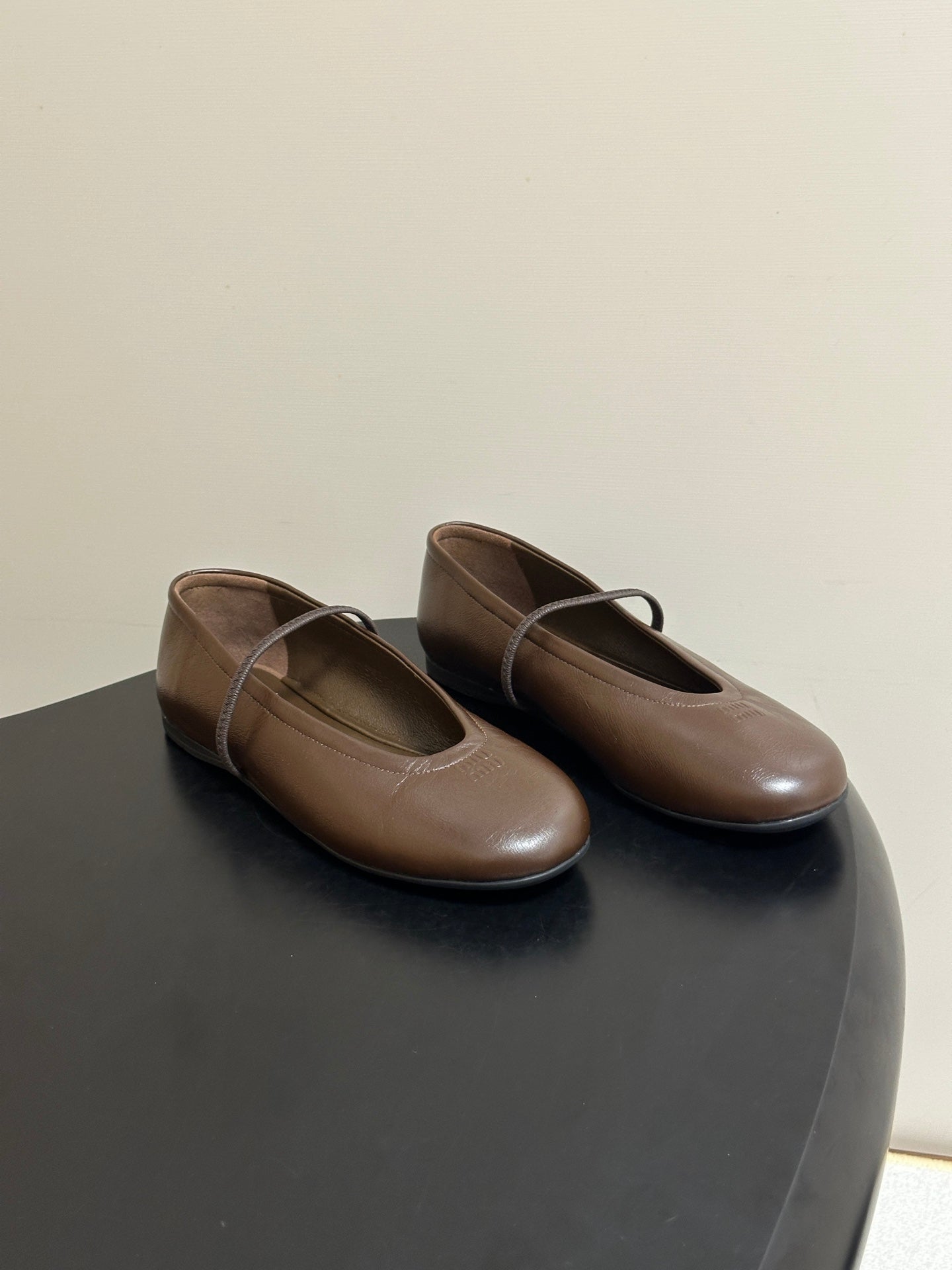 MIUMIU 26S BALLET FLATS IN BROWN LAMBSKIN
