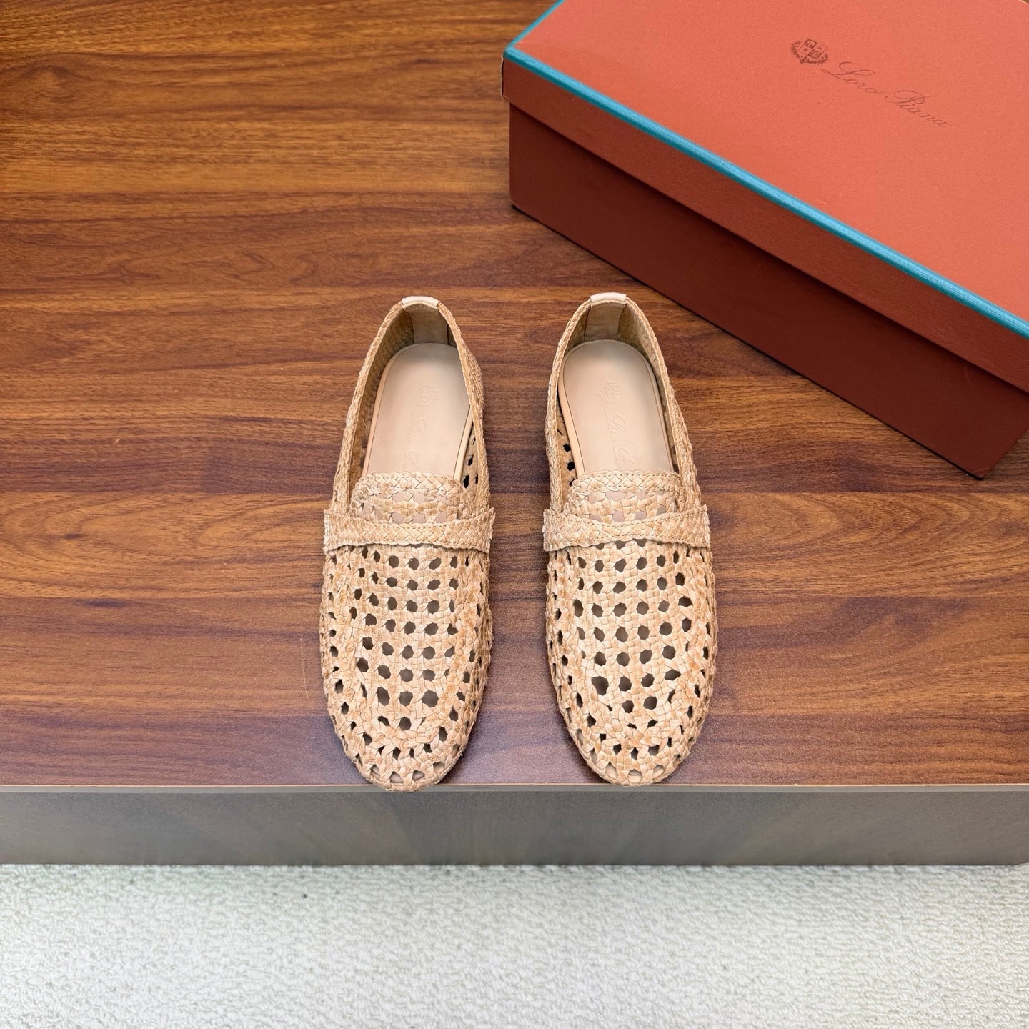 LP 26S PENNY LOAFERS IN BEIGE CALFSKIN WITH BASKETWEAVE DESIGN