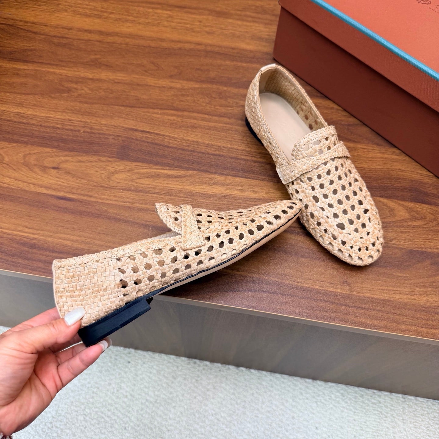 LP 26S PENNY LOAFERS IN BEIGE CALFSKIN WITH BASKETWEAVE DESIGN