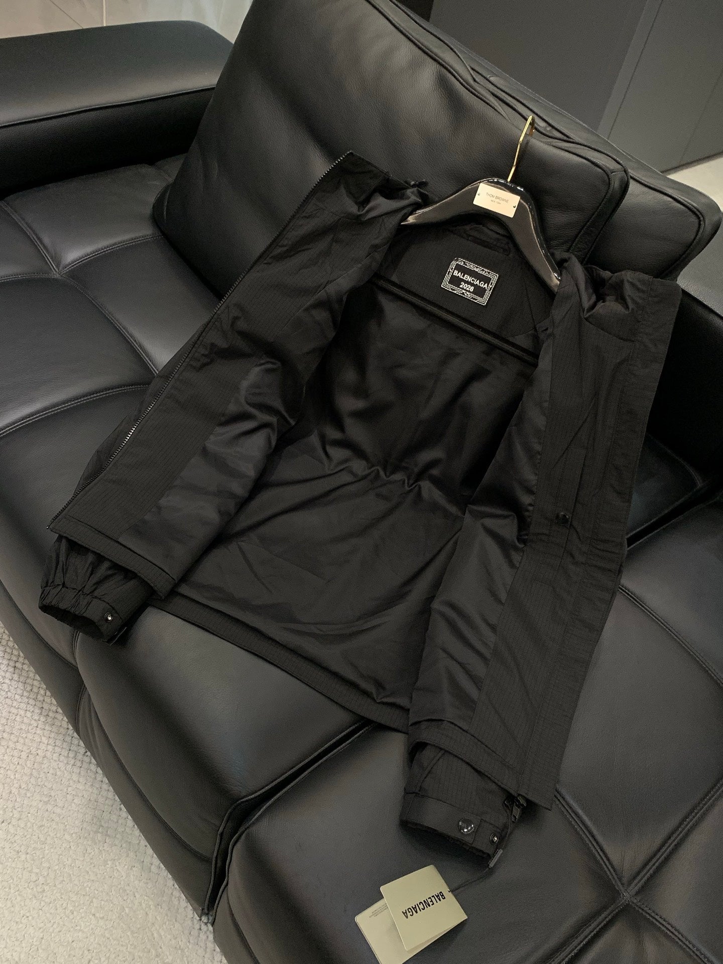 BALENCIAGA 26S HOODED JACKET 158