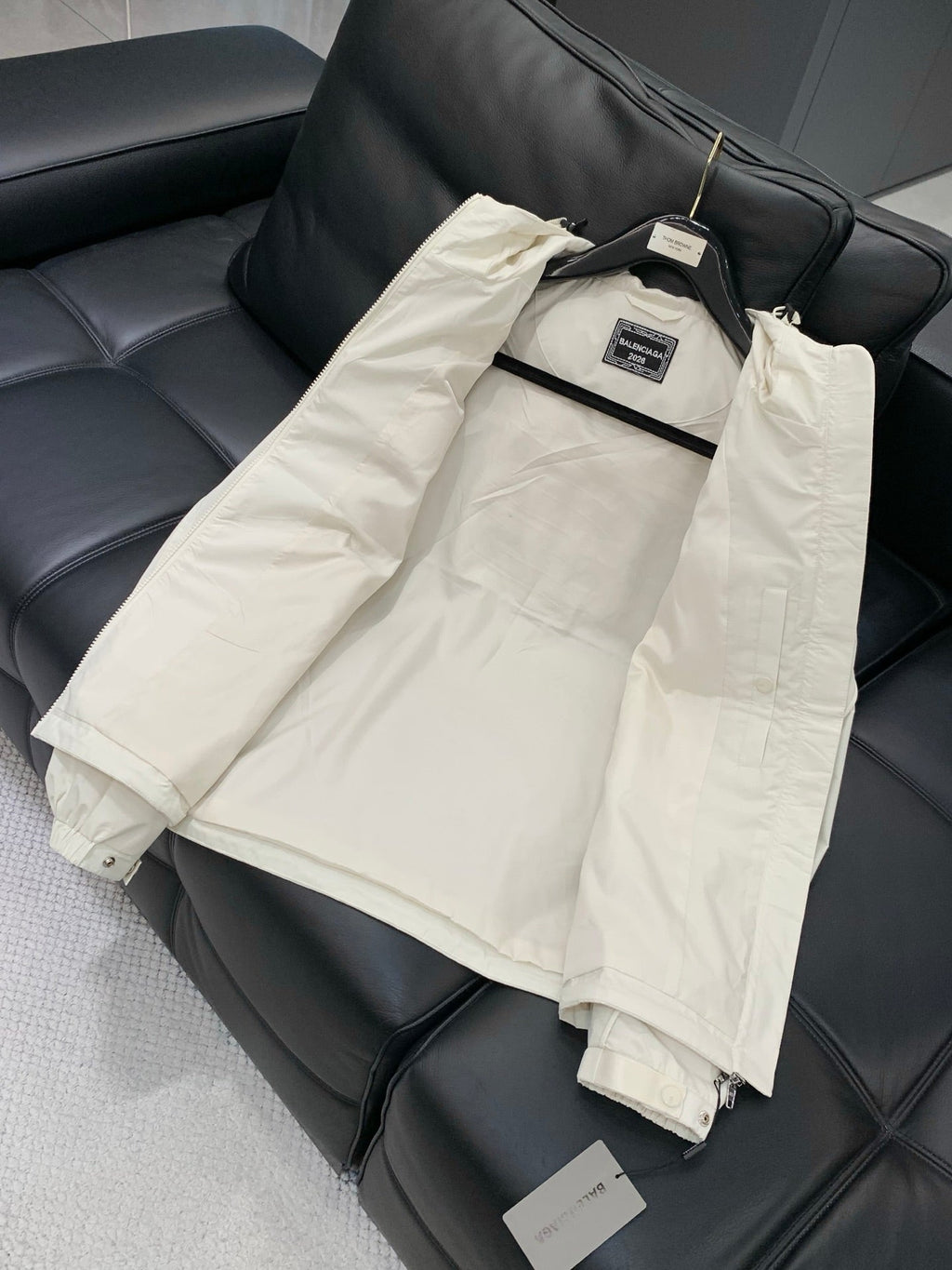 BALENCIAGA 26S HOODED JACKET 159