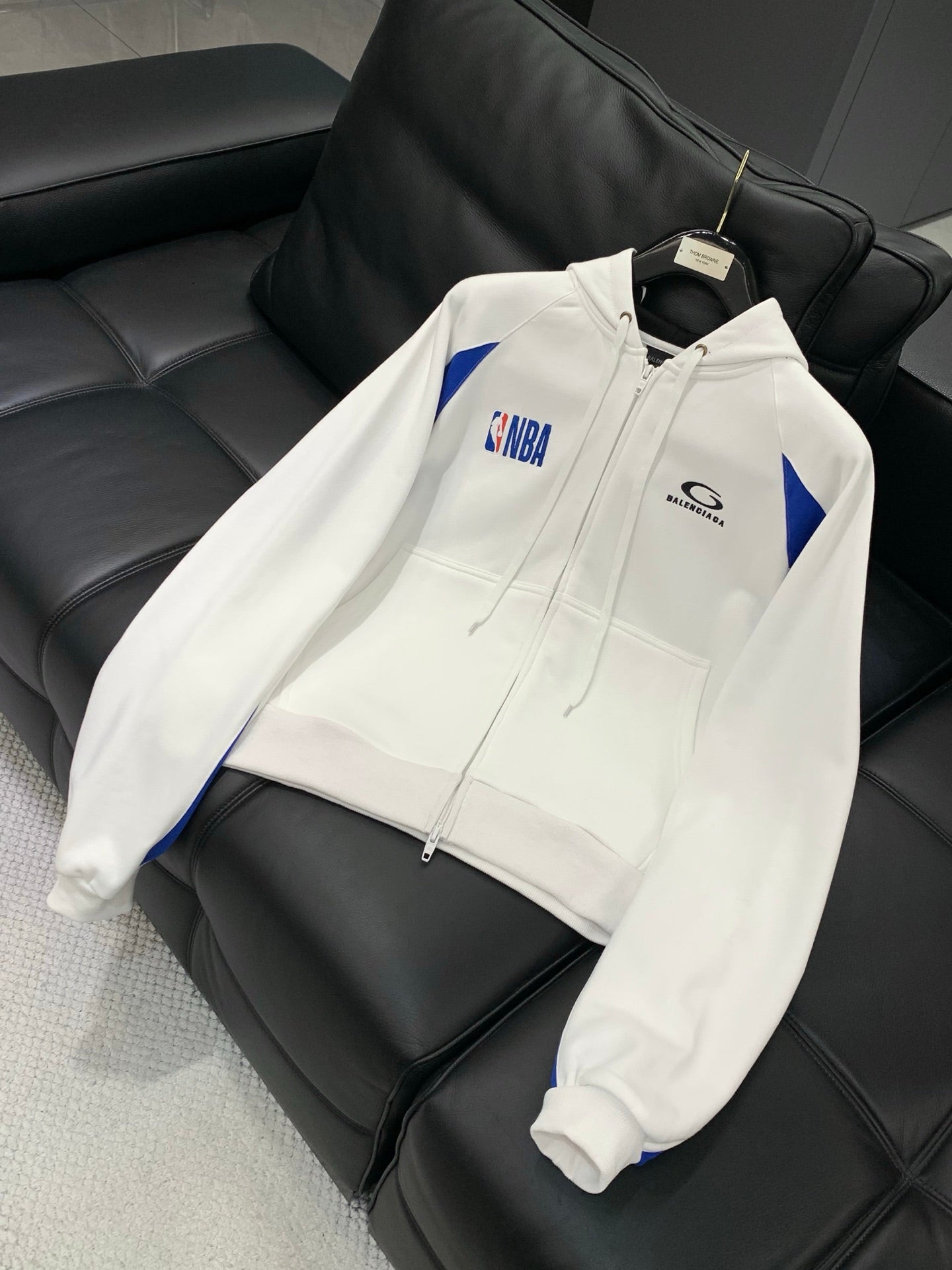 BALENCIAGA 26S LONG SLEEVE SWEAT JACKET 110
