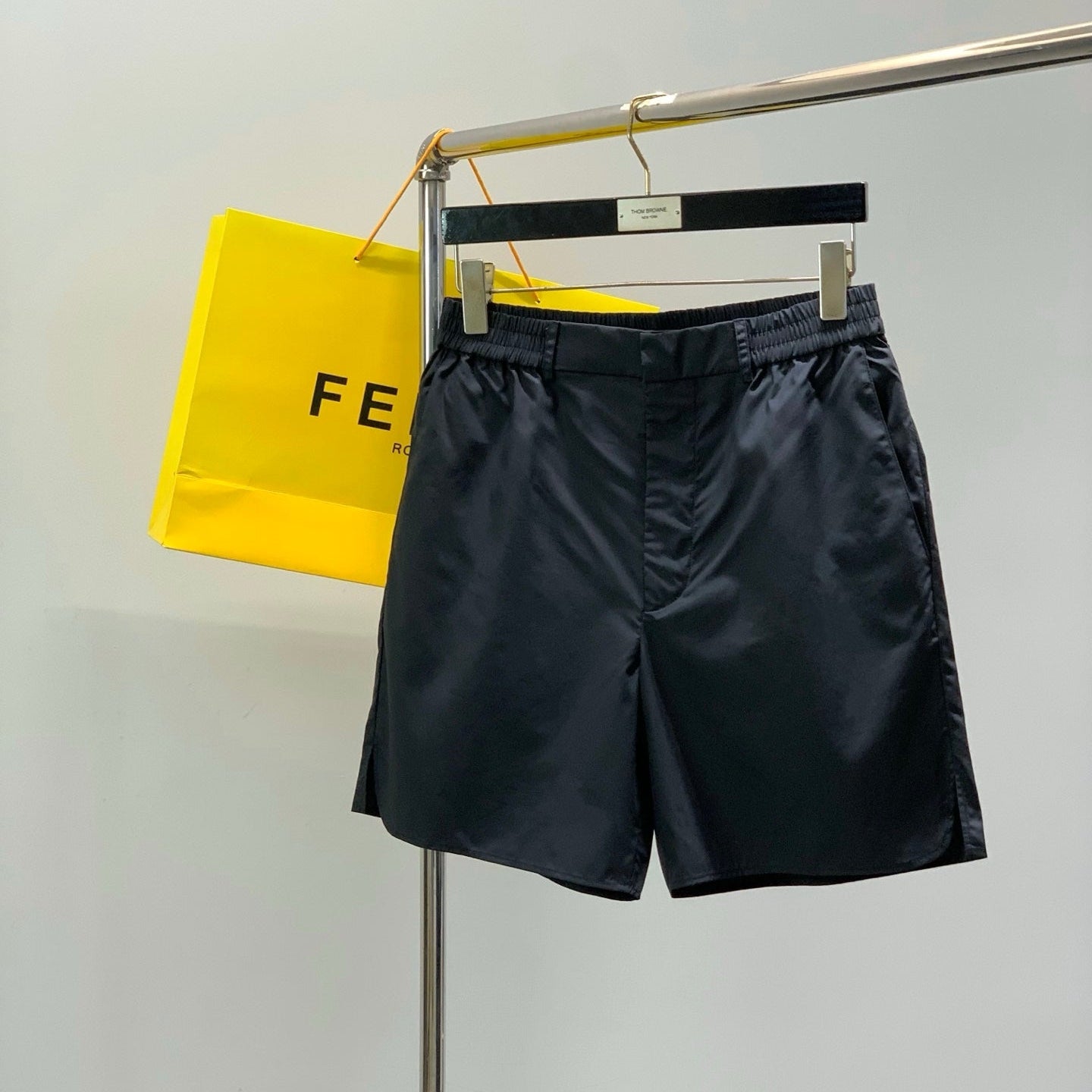 FENDI 26S ELASTIC WAIST SHORTS 121