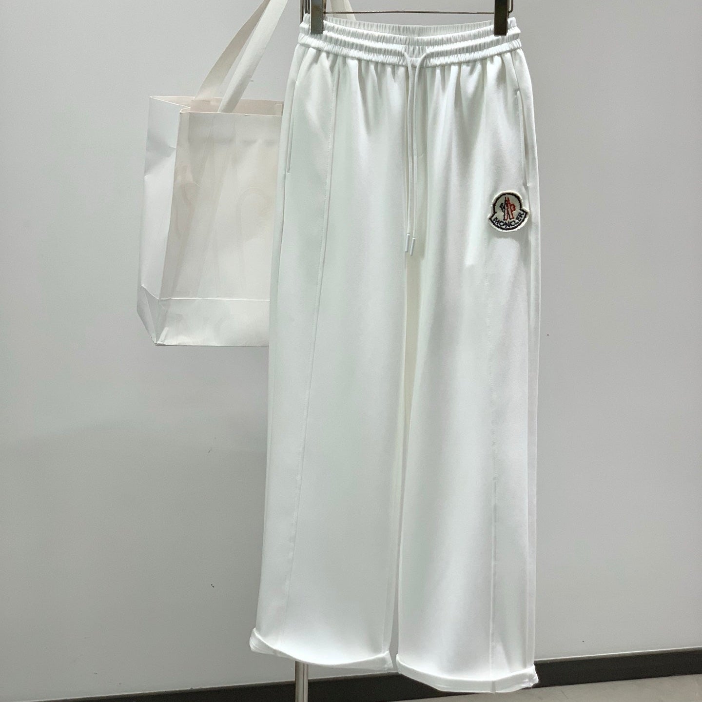 MONCLER 26S WIDE LEG SPORTS PANTS 577