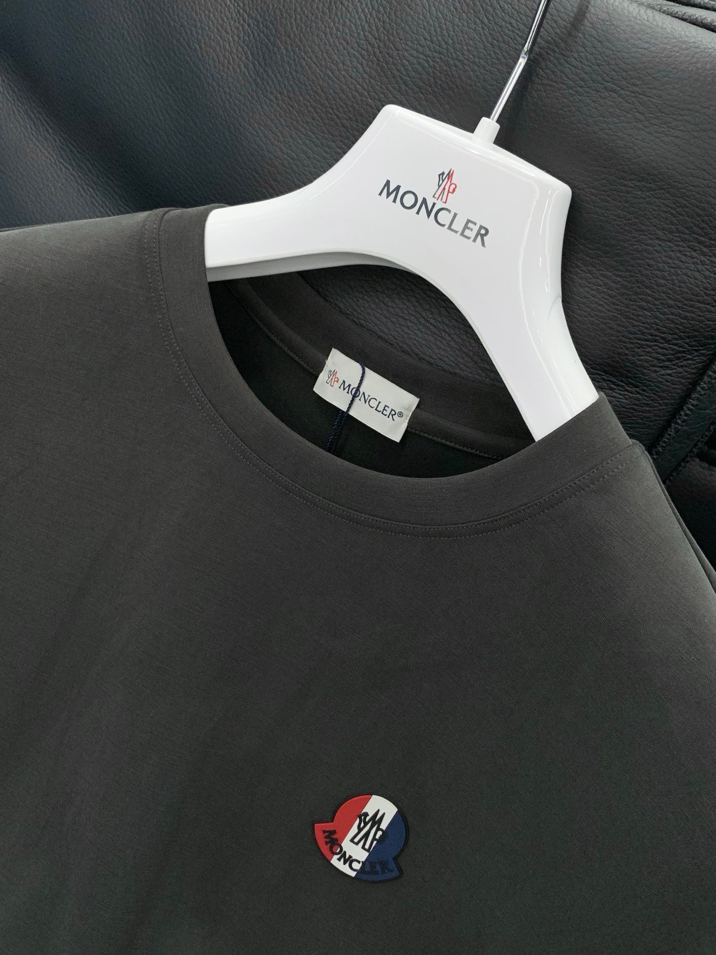 MONCLER 26S SHORT SLEEVE SET 561
