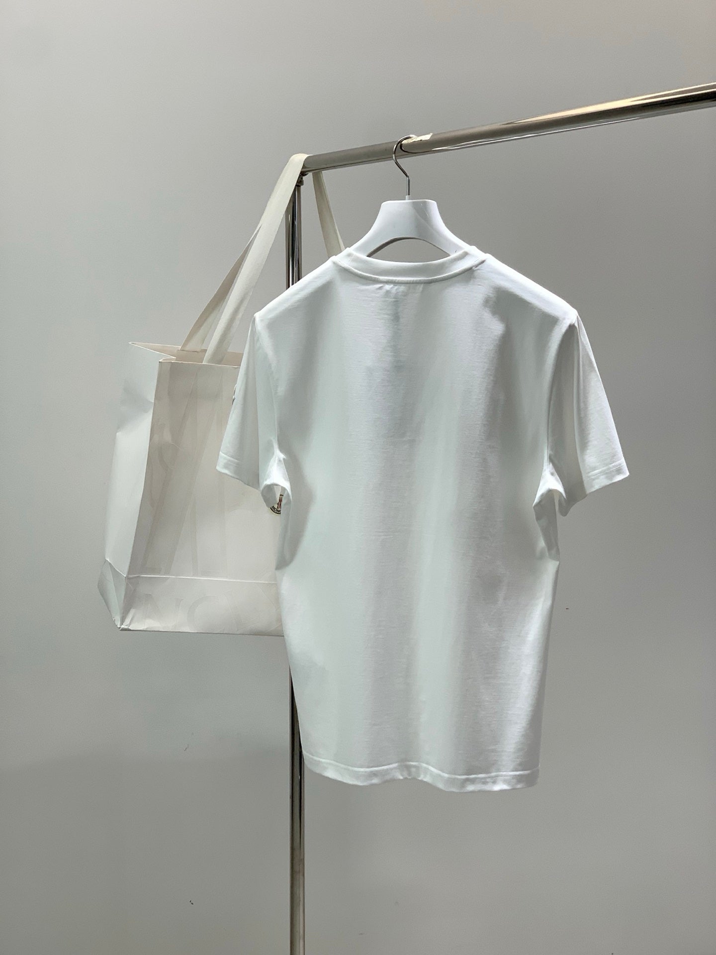 MONCLER 26S CREWNECK SHORT SLEEVE T-SHIRT 563