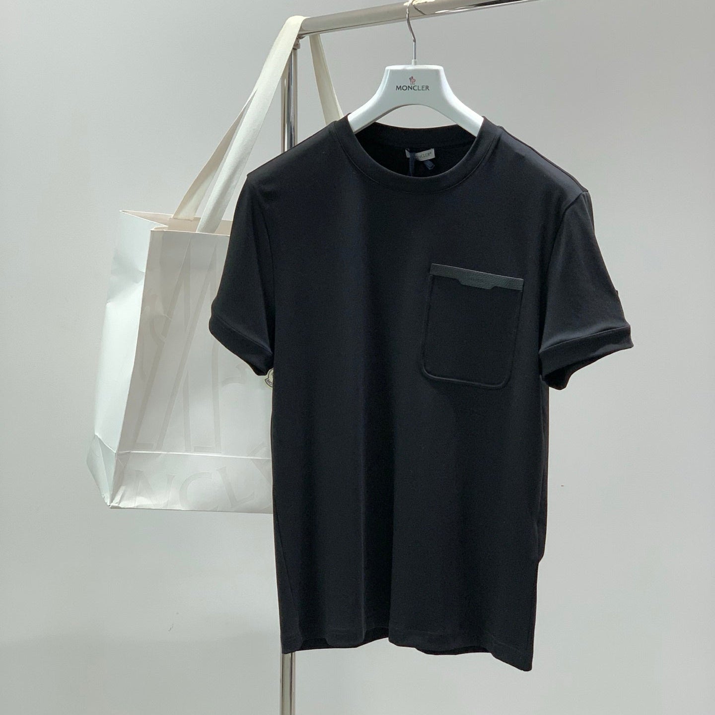 MONCLER 26S CREWNECK SHORT SLEEVE T-SHIRT 564