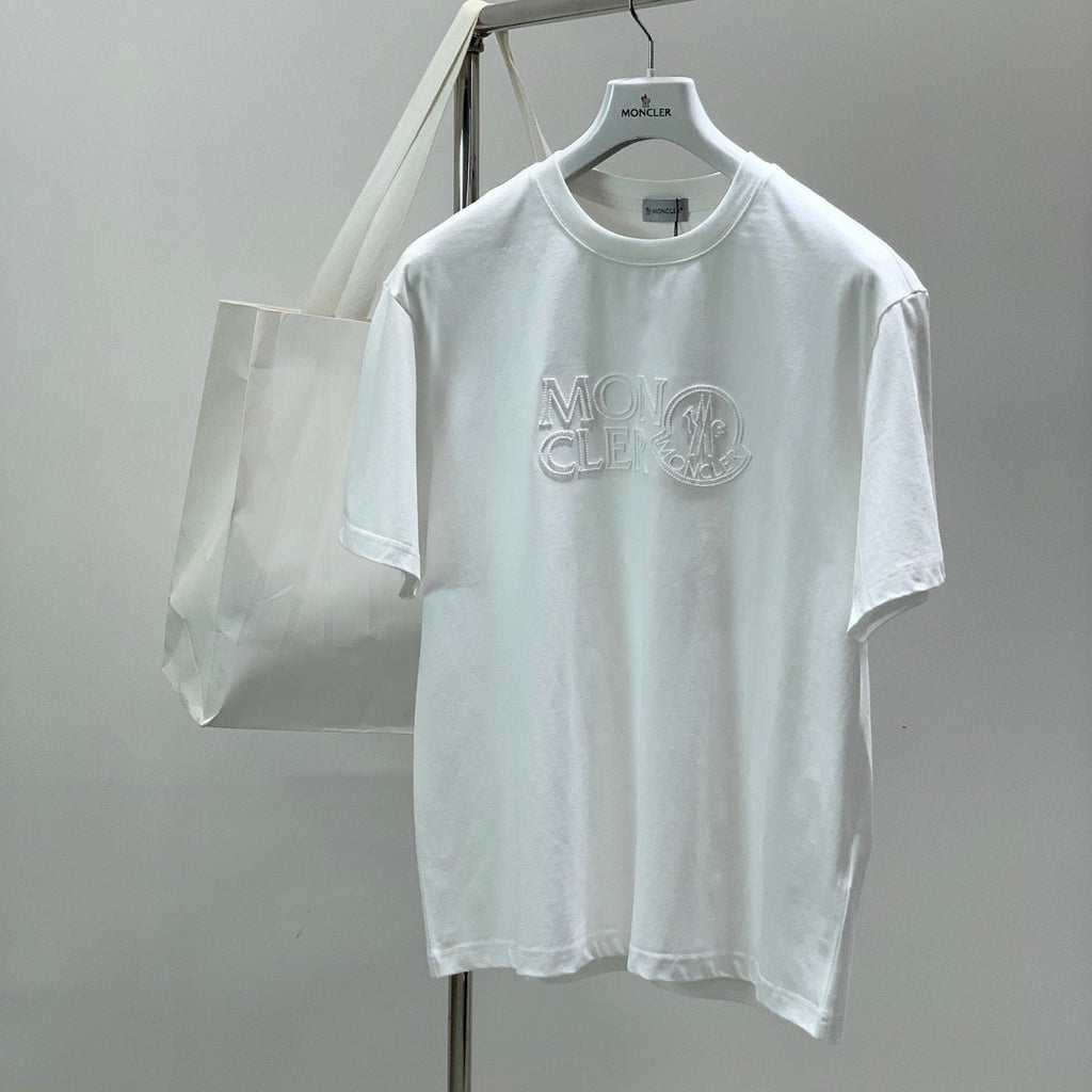 MONCLER 26S SHORT-SLEEVE T-SHIRT 671