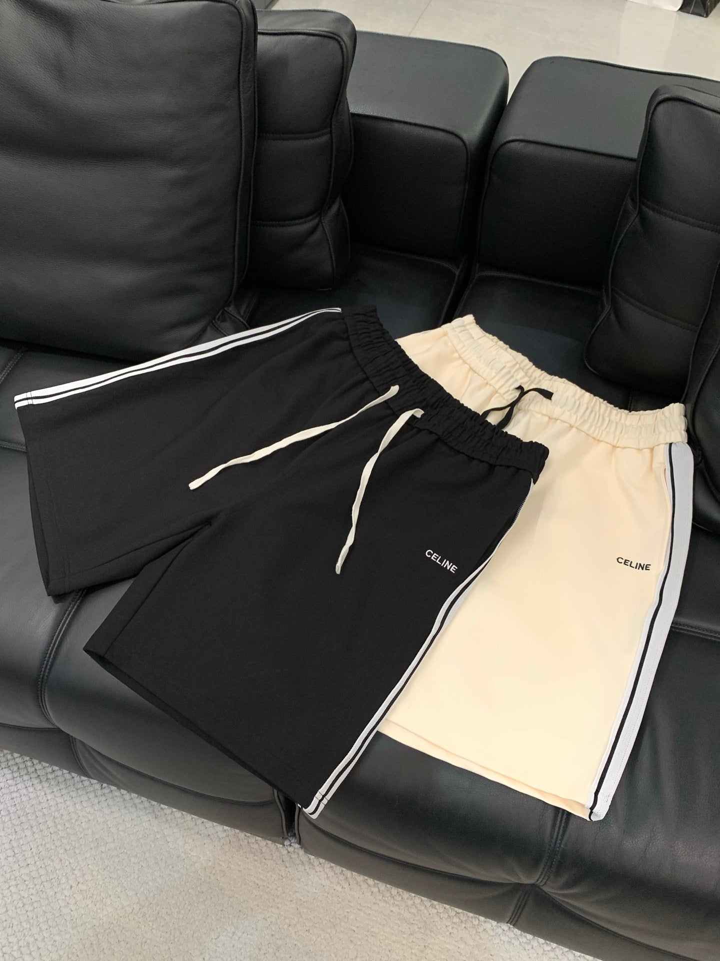 CELINE 26S CASUAL SHORTS 427