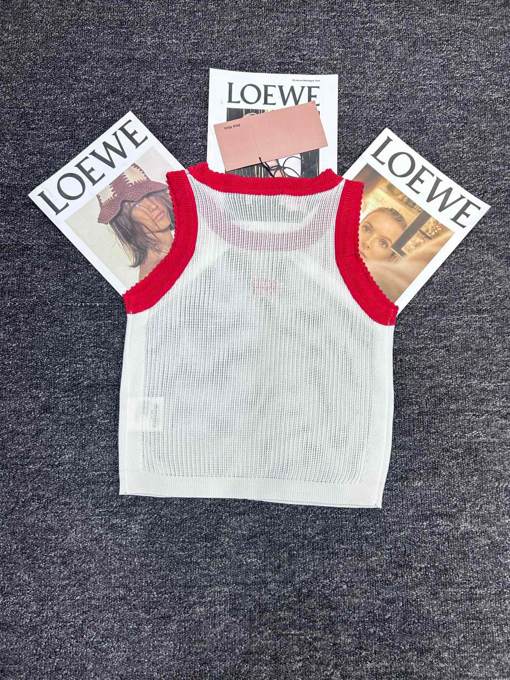 MIUMIU SLEEVELESS TOP STYLE 635