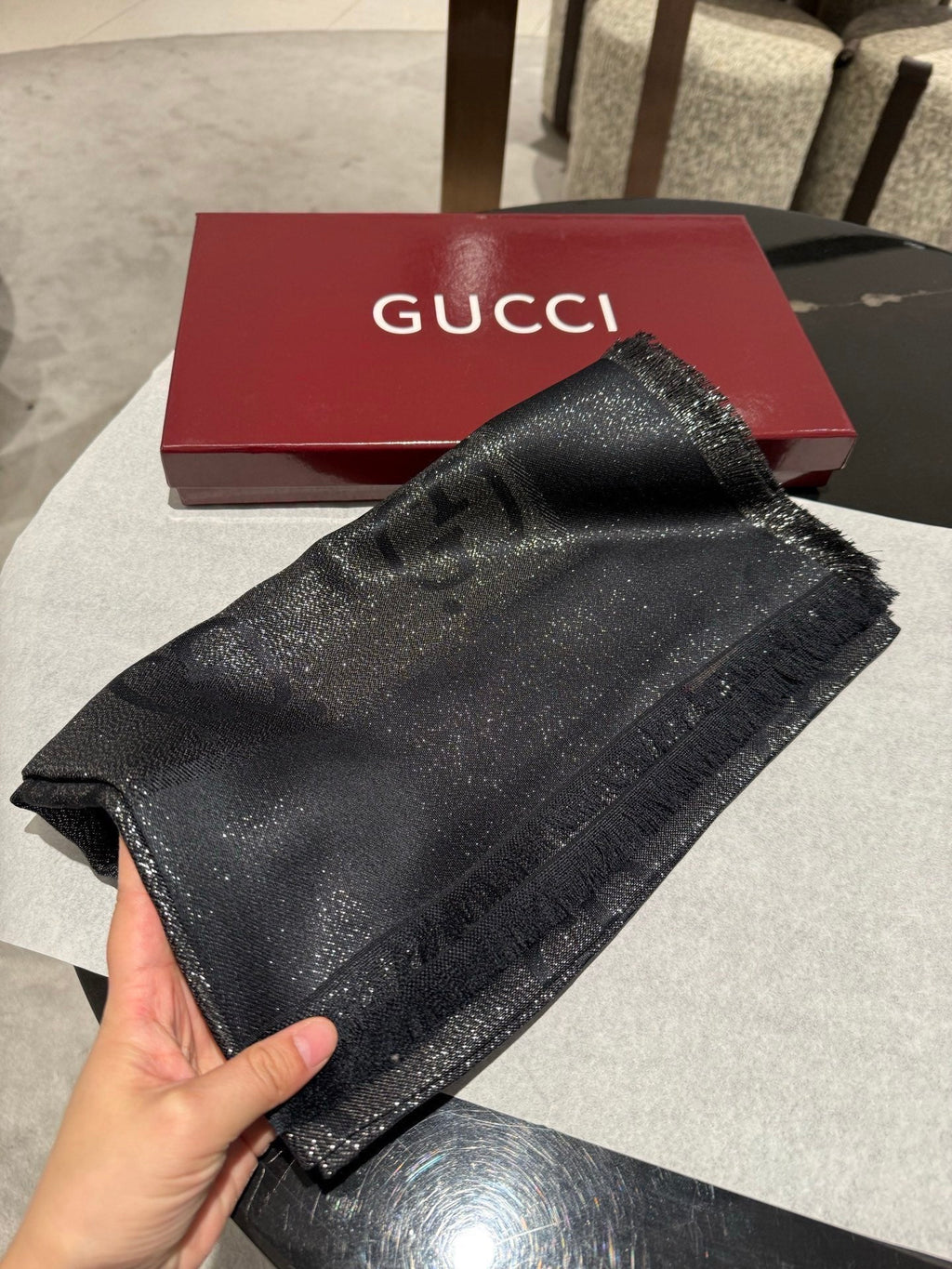 GUCCI 26S SCARF 140 IN CASHMERE AND SILK 309396