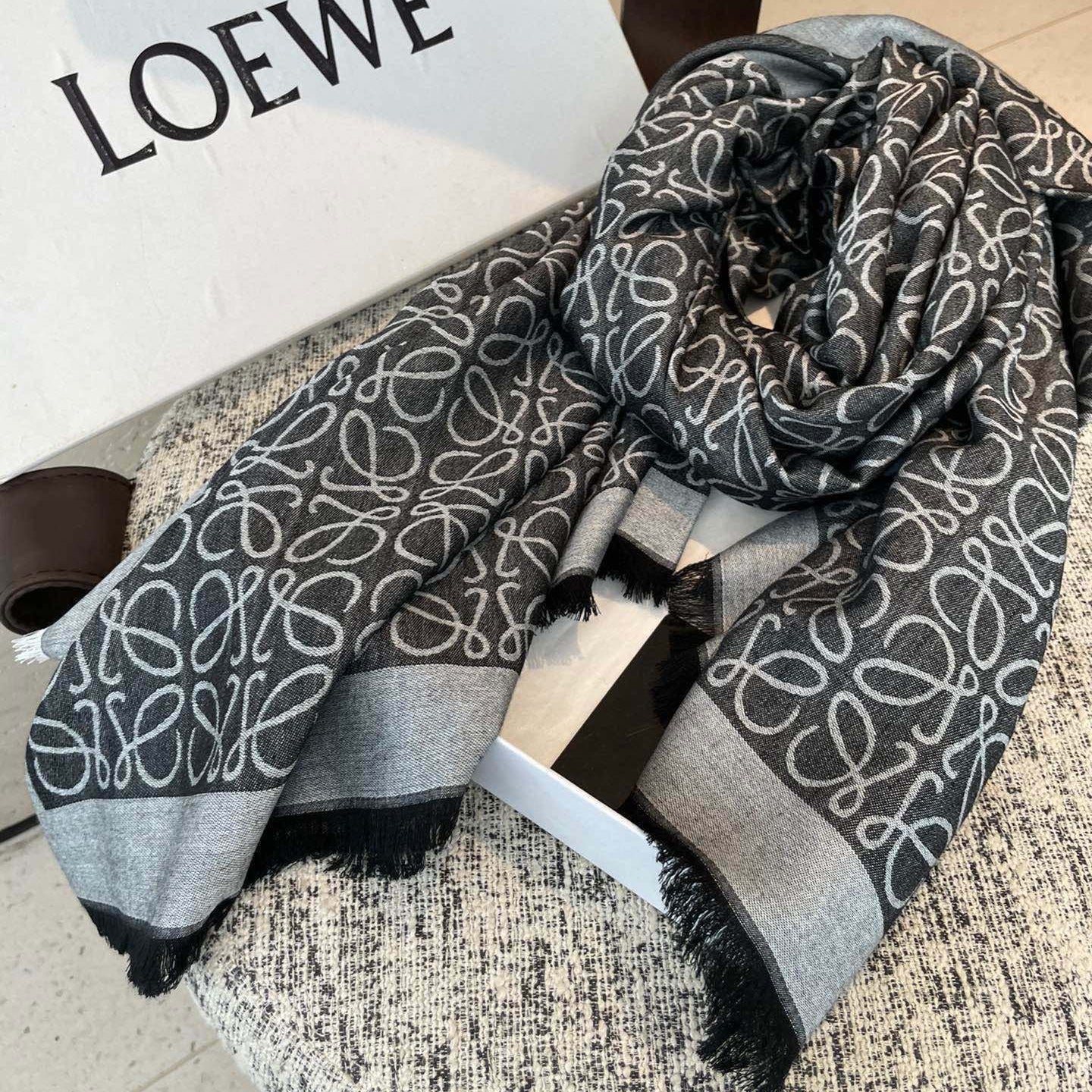 LOEWE 26S SCARF 140 IN CASHMERE SILK 266416