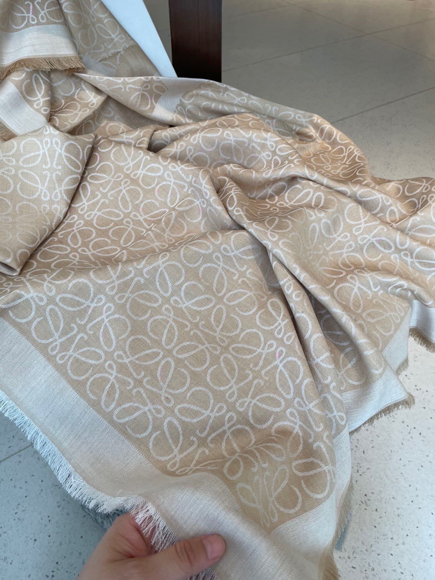 LOEWE 26S SCARF 140 IN CASHMERE SILK 266417
