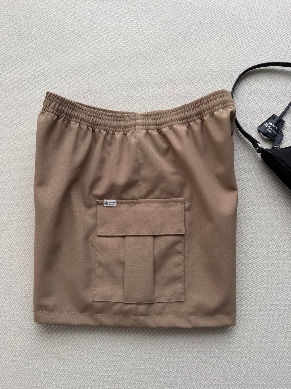 PRADA 26S CARGO SHORTS STYLE 939
