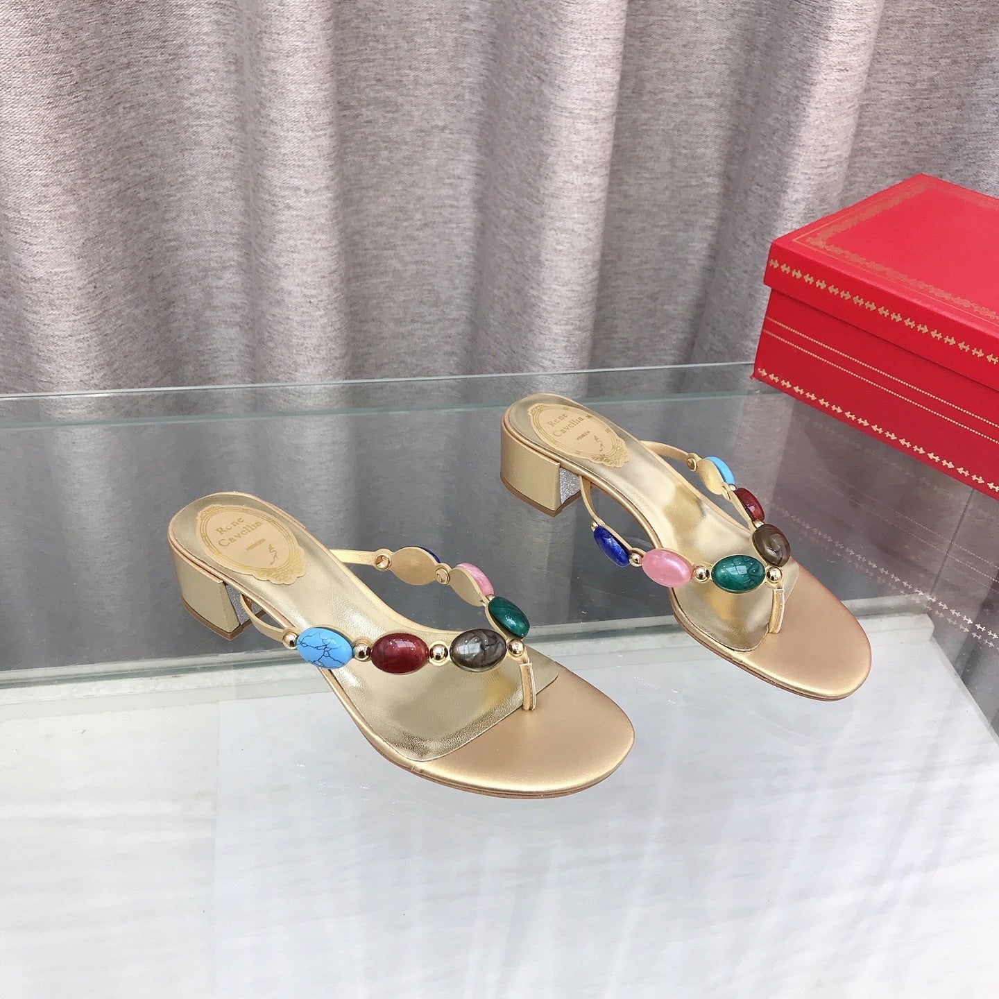 RENE CAOVILLA 26S THONG SANDALS 45 MM IN LIGHT GOLD LAMBSKIN