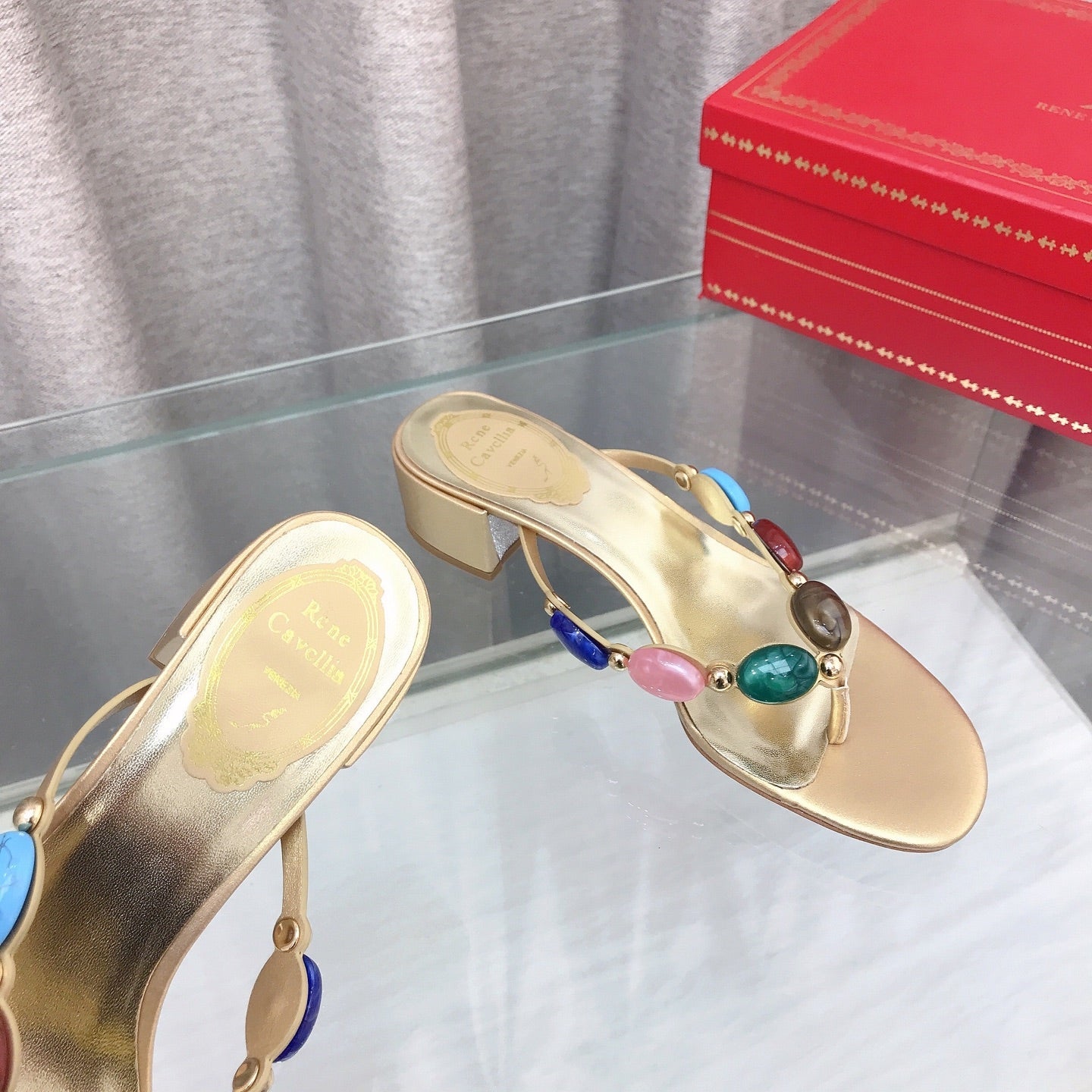 RENE CAOVILLA 26S THONG SANDALS 45 MM IN LIGHT GOLD LAMBSKIN