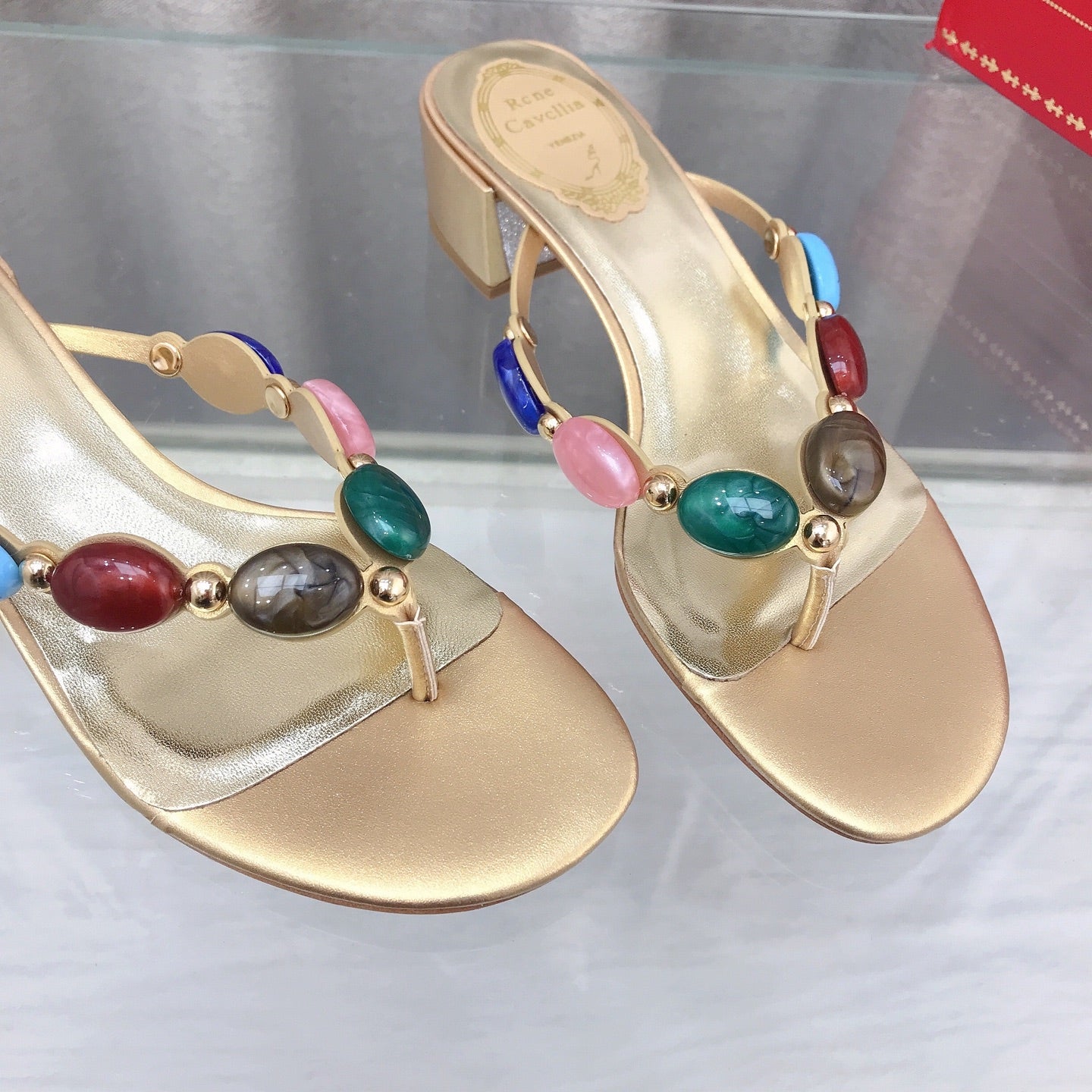 RENE CAOVILLA 26S THONG SANDALS 45 MM IN LIGHT GOLD LAMBSKIN