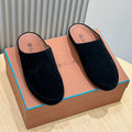 LP TOMORI SABOT MULES BLACK SUEDE
