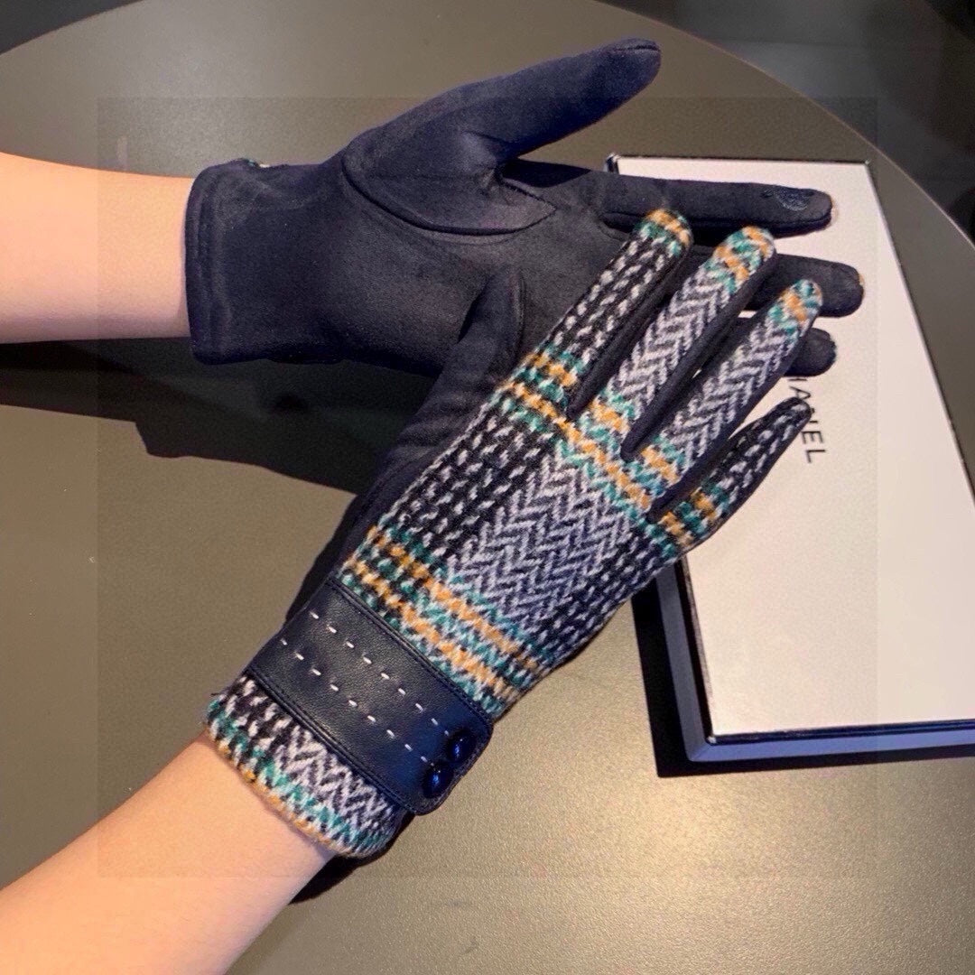 GLOVES IN COLORFUL WOOL 429243