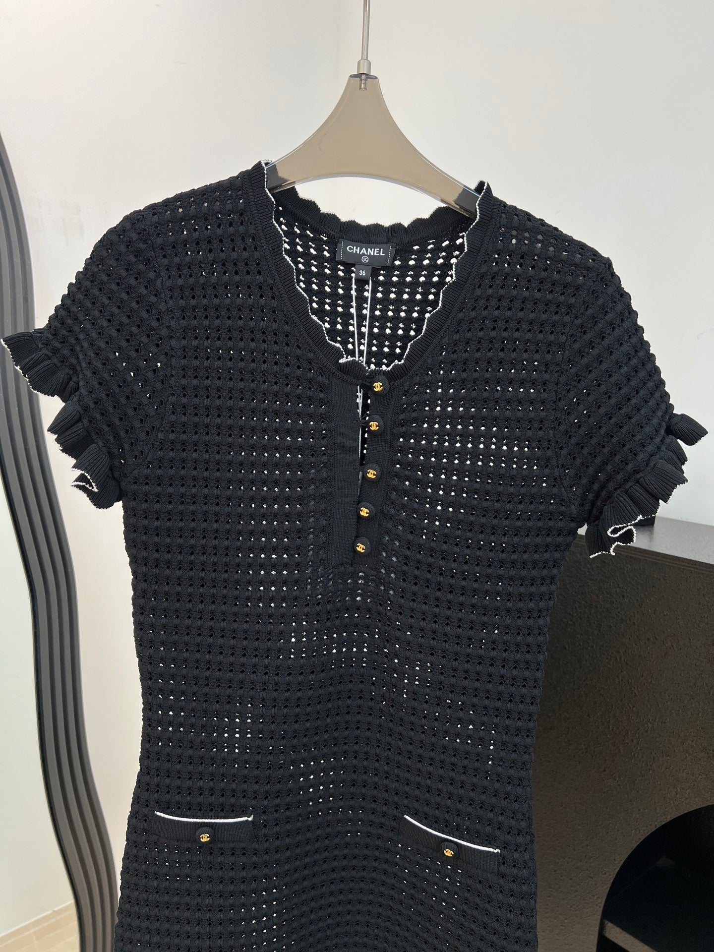 CHANEL 26S SLEEVELESS KNIT TOP 1497