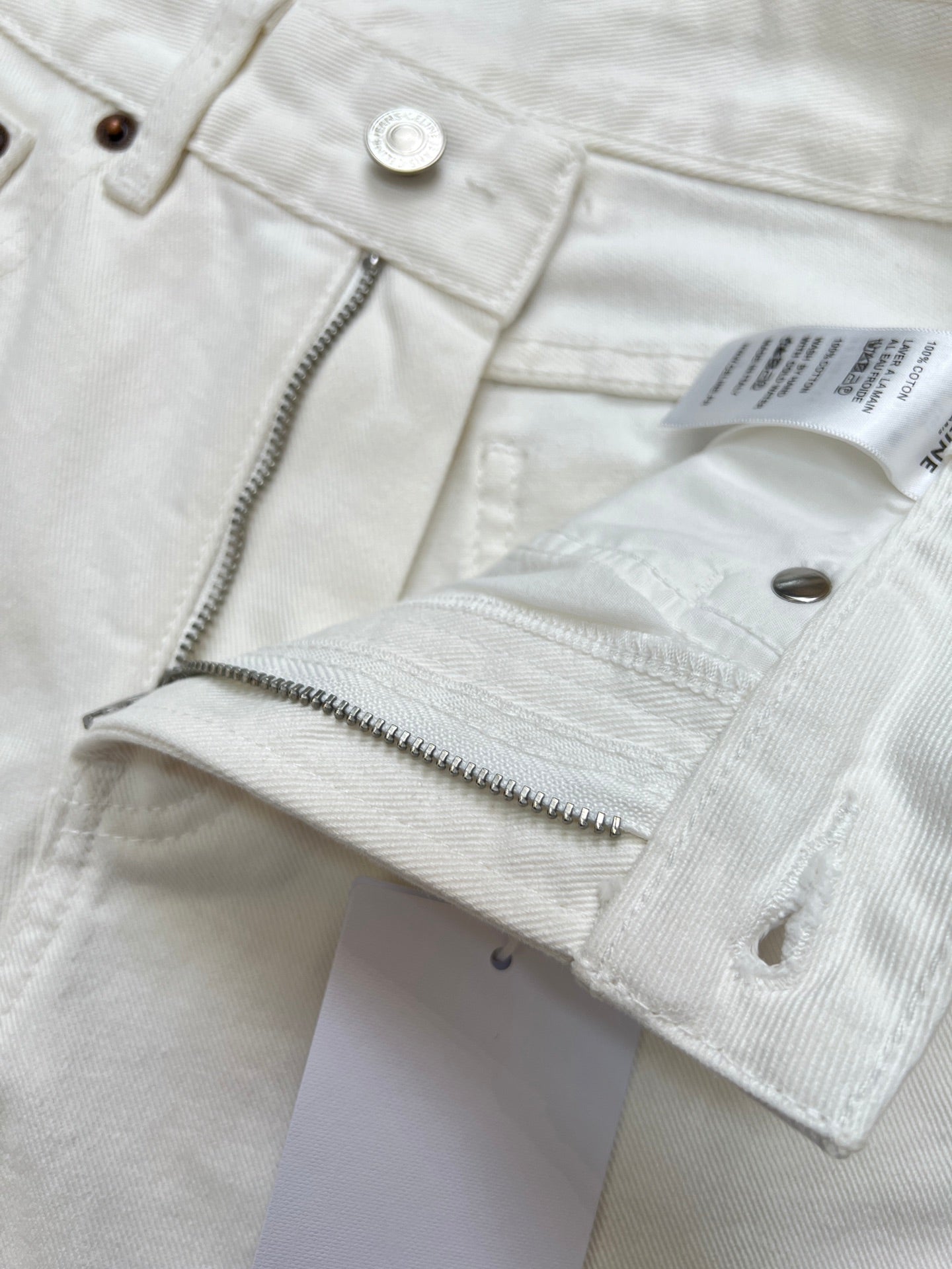 CELINE 26S DENIM SHORTS 397