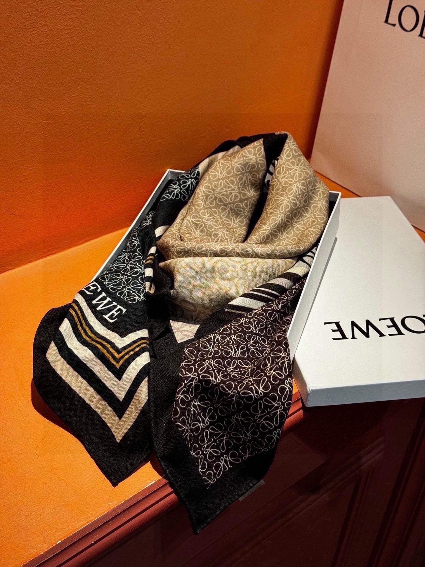 LOEWE 26S SCARF 140 IN CASHMERE SILK 248253