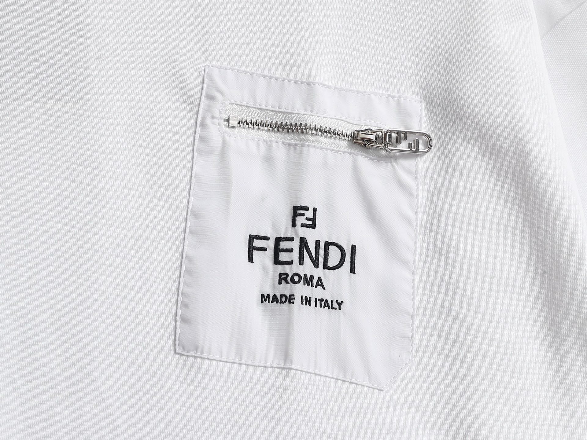 FENDI 26S SHORT SLEEVE T-SHIRT 094