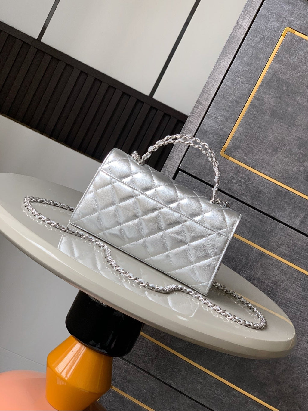 CHANEL 25S KELLY BAG 18 IN SILVER METALLIC LAMBSKIN WITH SILVER HARDWARE STYLE 3