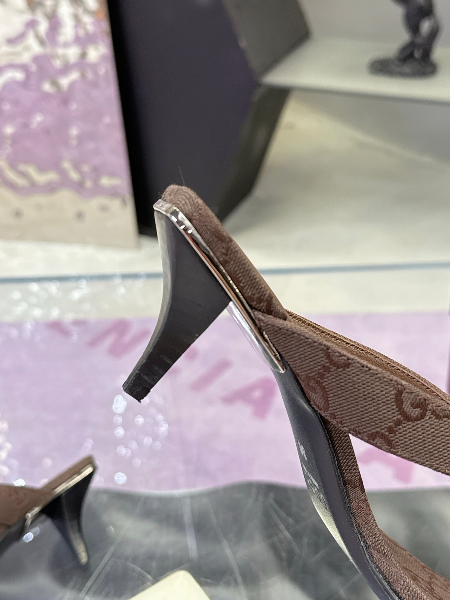 GUCCI 26S THONG KITTEN HEEL SANDALS 55MM IN BROWN GG CANVAS