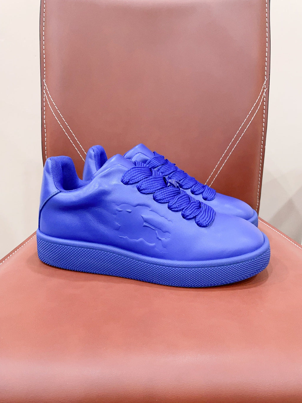 BURBERRY 26S LACE UP SNEAKERS IN BLUE CALFSKIN