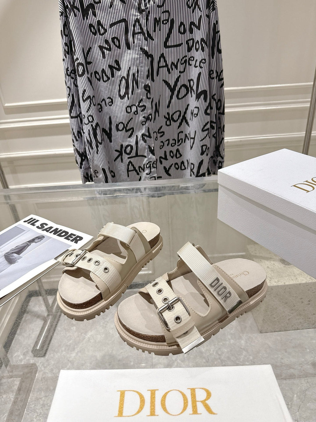 DIOR 26S SLIDES IN BEIGE CANVAS