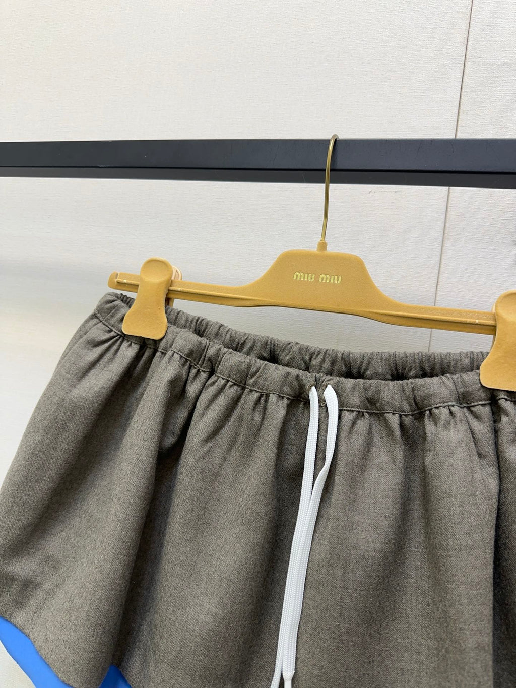 MIUMIU SHORT SKIRT STYLE 37