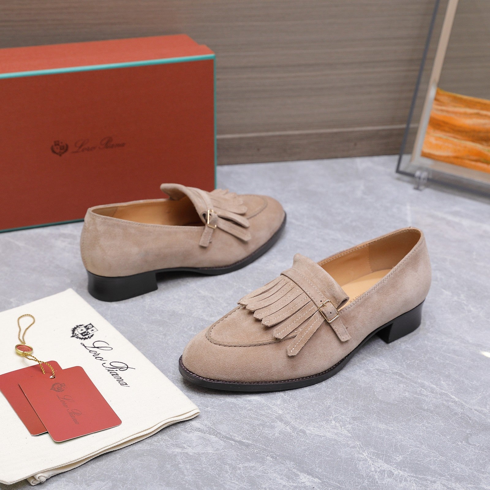 LP 26S SERGIO TASSEL LOAFERS IN LIGHT BROWN SUEDE GOLD HARDWARE