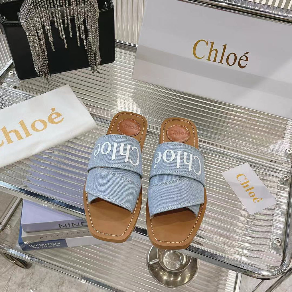 WOODY MULE IN LIGHT BLUE DENIM WITH WHITE LOGO